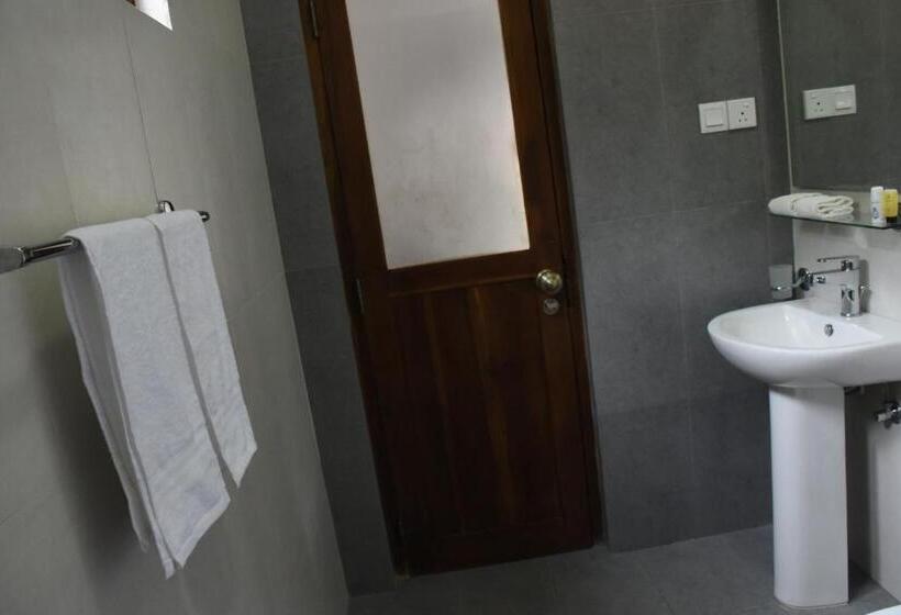 Quarto Familiar, Seasons Villa Sigiriya, Sri Lanka