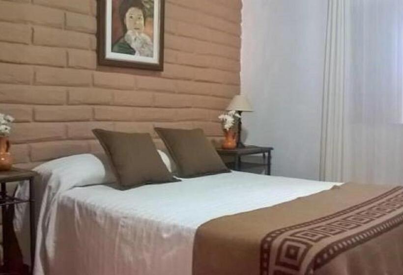 Номер Стандарт Совместная Ванная, Hostal Tierra De Vinos