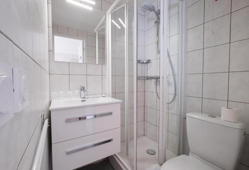 اتاق استاندارد سه نفره, Hôtel Les Essarts, Ussim Vacances