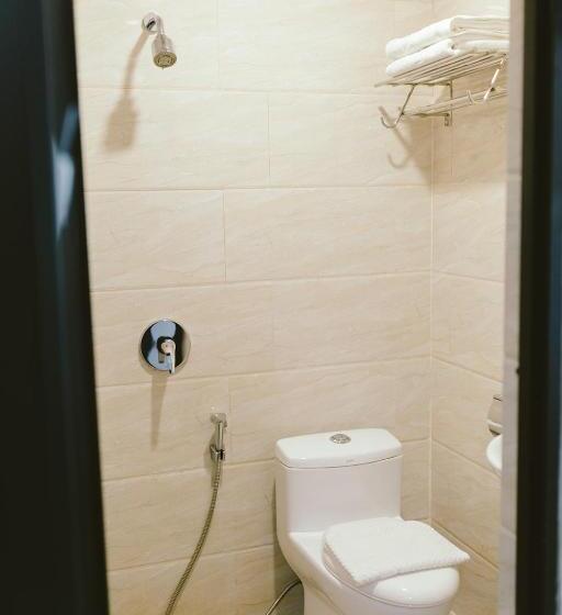 اتاق استاندارد با تخت بزرگ, Barelang Hotel Nagoya Batam