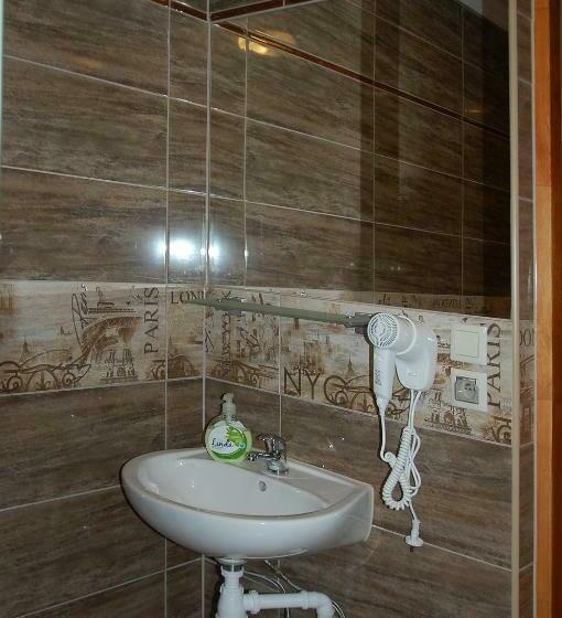استودیوی استاندارد, Restauracja Redos