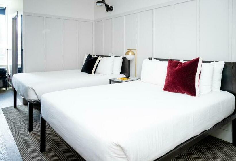 Quarto clássico, The Chicago Hotel Collection River North
