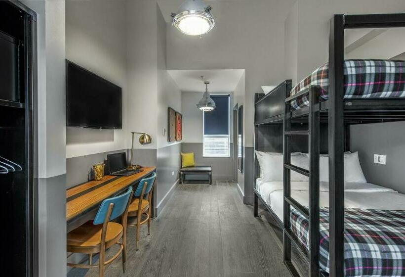 스탠다드 룸, The Chicago Hotel Collection River North