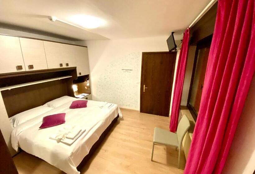 اتاق استاندارد, B&b Lorenzini Ski