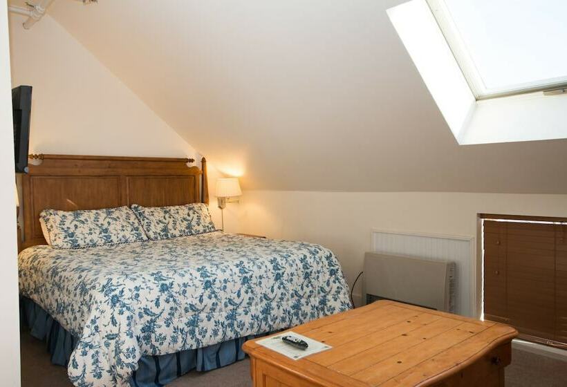 Студия Deluxe, Old Stagecoach Inn
