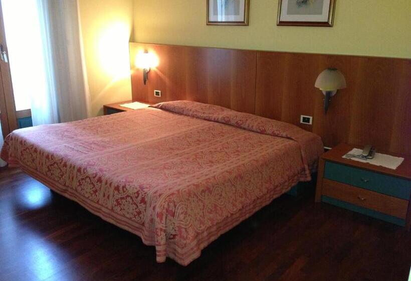Quarto Economy, Desiderio