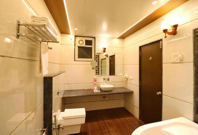 スタンダードルーム, The Grand Legacy Resort & Spa   Tgl   Pure Vegetarian Mahabaleshwar