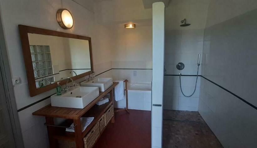 Номер Стандарт, Bed And Breakfast La Grande Lauzade