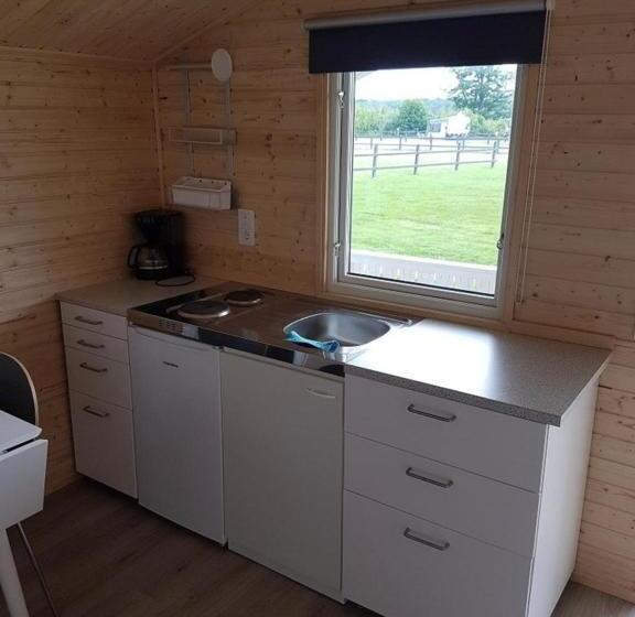 Хижина, Halens Camping Och Stugby