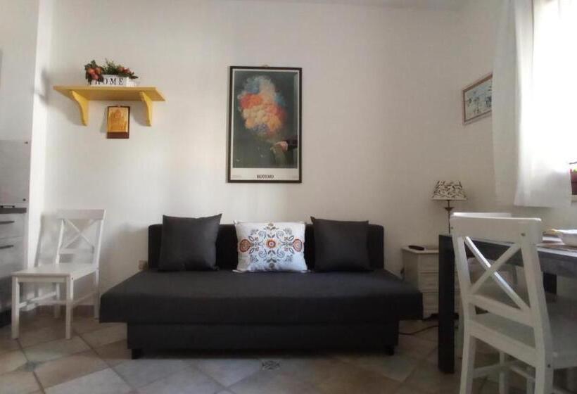 آپارتمان 1 خوابه همکف, Molo Di Levante   Rent Apartment