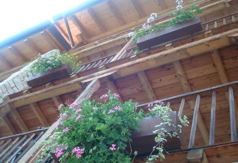 Четырехместный Номер Стандарт, B&b Val Maschi