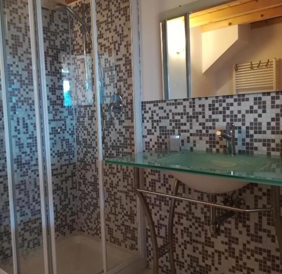 Четырехместный Номер Стандарт, B&b Val Maschi