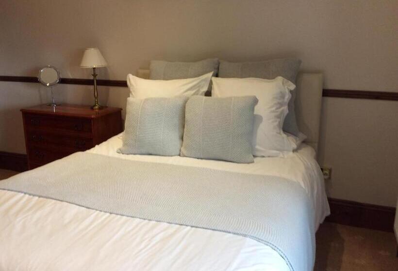 اتاق استاندارد با چشم‌انداز دریا, The Ship Inn   Sandgate