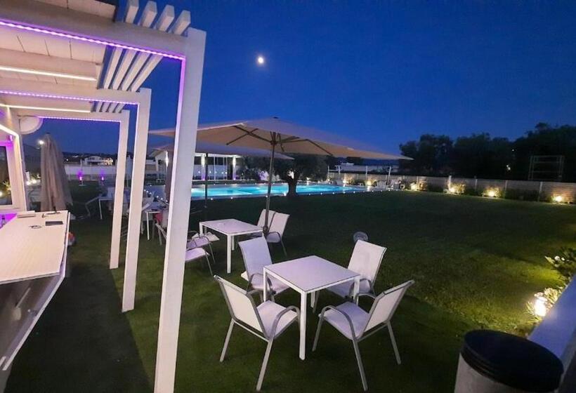 Номер Стандарт с Балконом, Boutique Hotel E Spa Città Bianca