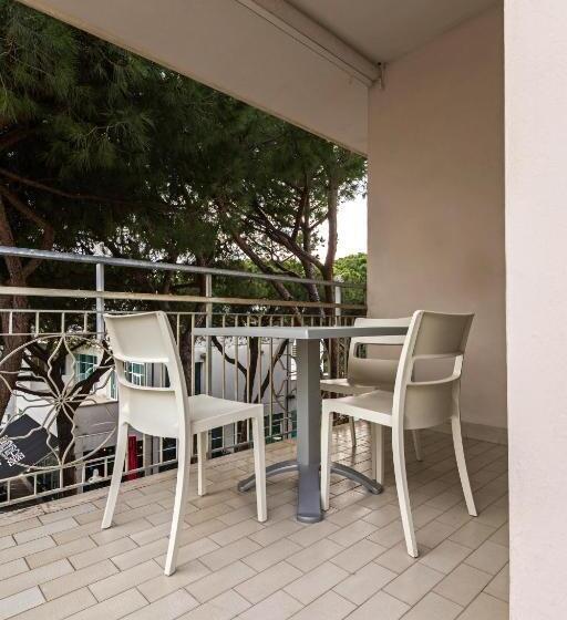 Студио Стандарт с Балконом, Residence  Das Nest