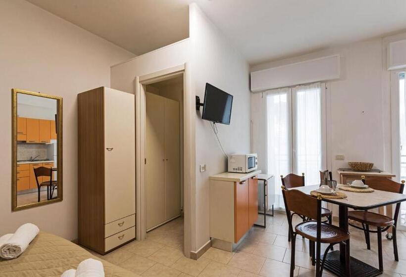 Студио Стандарт с Балконом, Residence  Das Nest