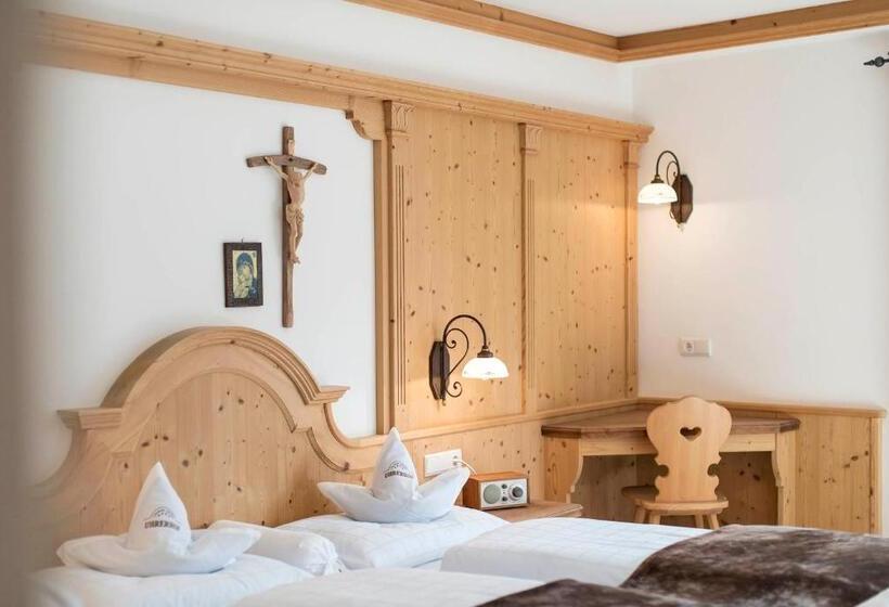 Полулюкс Одноместный с Террасой, Charmehotel Uhrerhof   Deur
