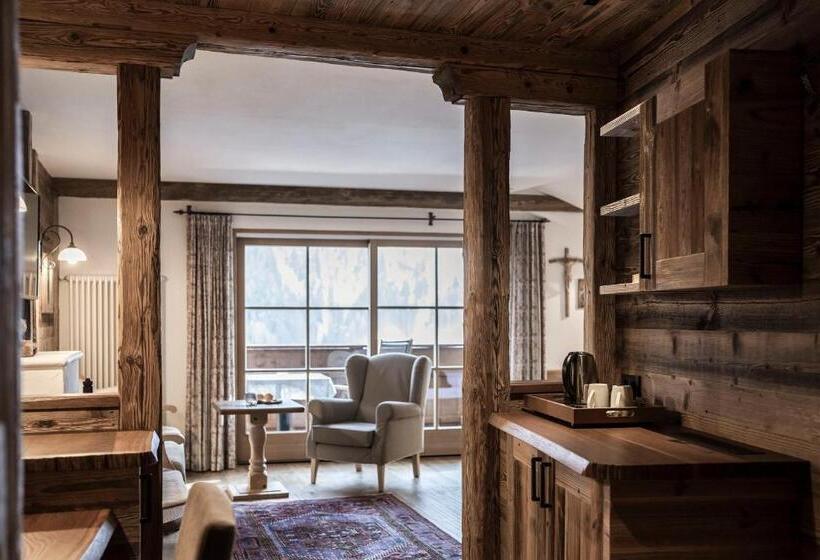 Полулюкс с Балконом, Charmehotel Uhrerhof   Deur