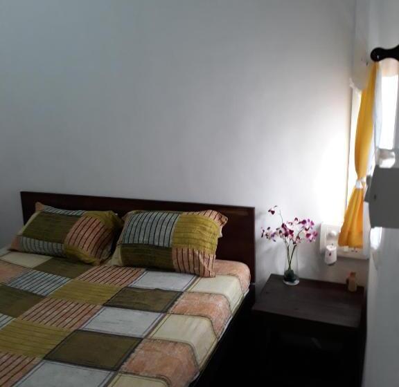 اتاق لوکس, Villa Khatun Guesthouse