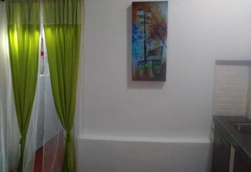 اتاق لوکس, Villa Khatun Guesthouse