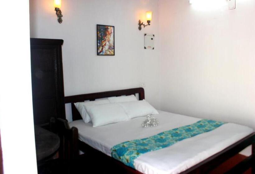 اتاق لوکس, Villa Khatun Guesthouse