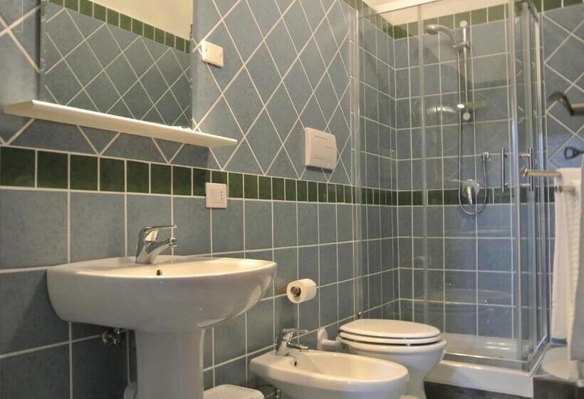 חדר סטנדרט עם מרפסת, Villa Nicodemo