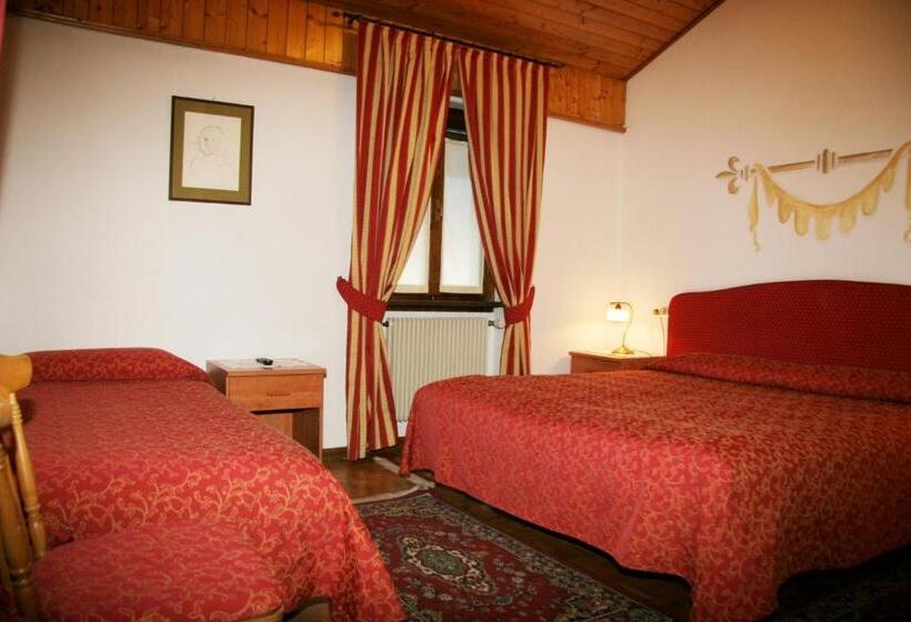 اتاق استاندارد سه نفره, Albergo Garnì Cavento