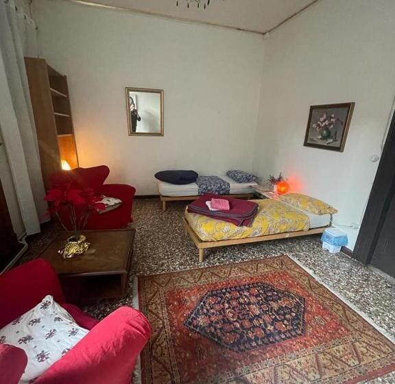 اتاق استاندارد سه نفره, Rosa Apartment