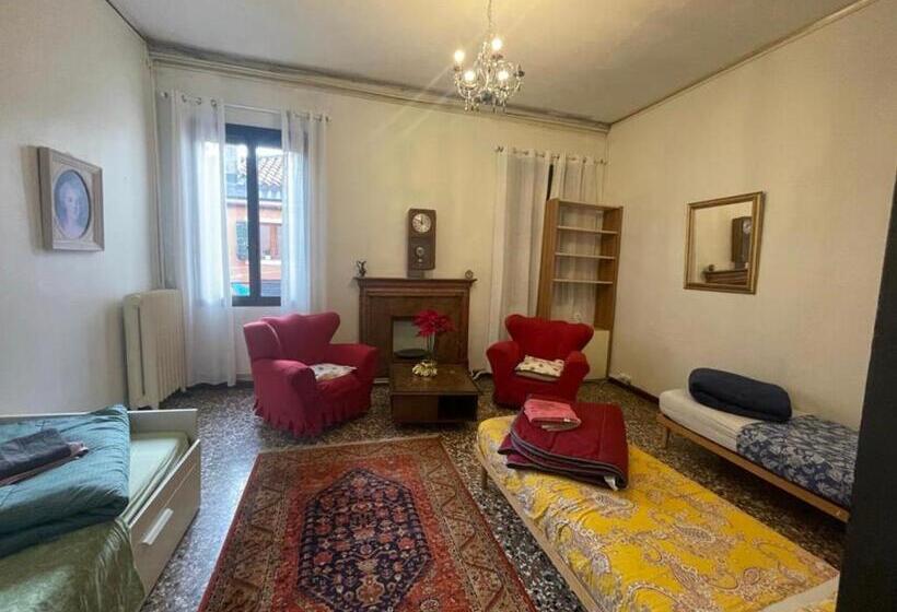 اتاق استاندارد سه نفره, Rosa Apartment