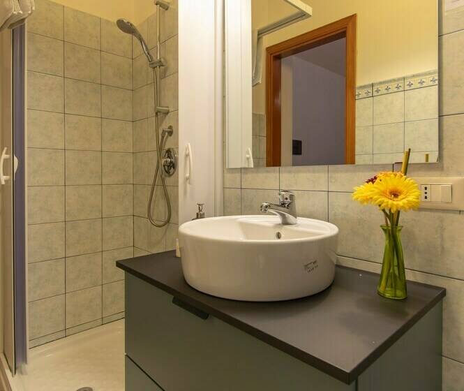اتاق استاندارد سه نفره, B&b San Cataldo