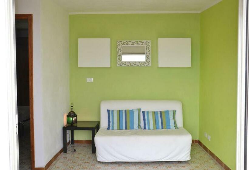 חדר משפחתי, B&b Talìa