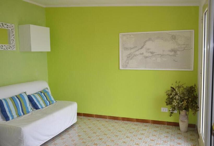 חדר משפחתי נוף לים, B&b Talìa