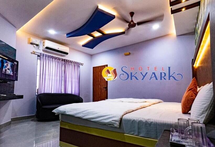 豪华三人间, Skyark