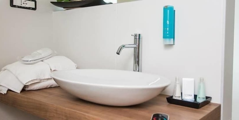 اتاق استاندارد یک نفره, Street Hotel Comacchio