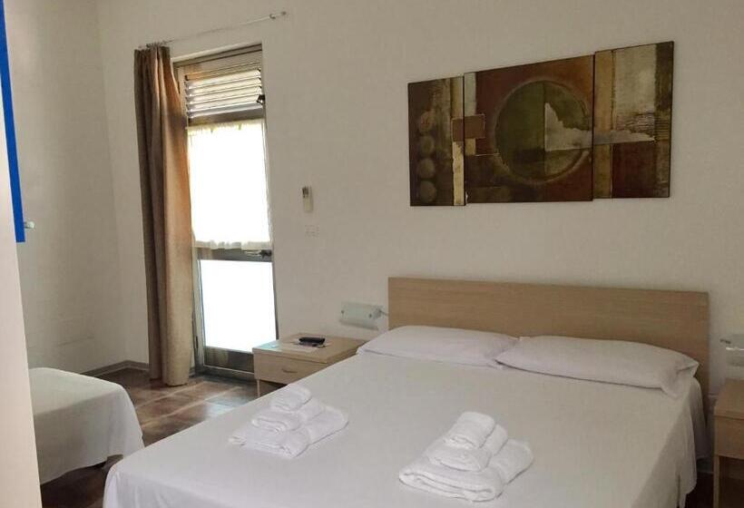 Economy Quadruple Room, B&b Torrefano