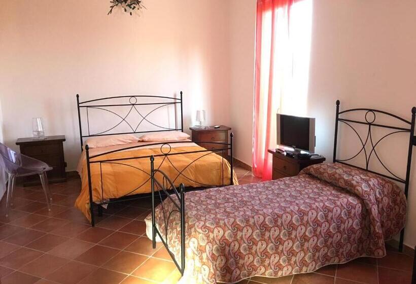 اتاق استاندارد چهار تخته, B&b Villa Zia Febronia