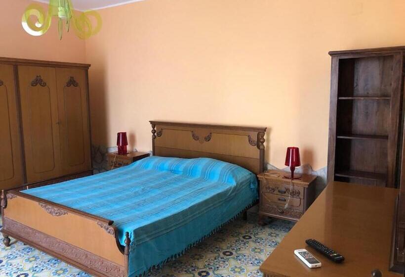 سوییت خانوادگی, B&b Villa Zia Febronia