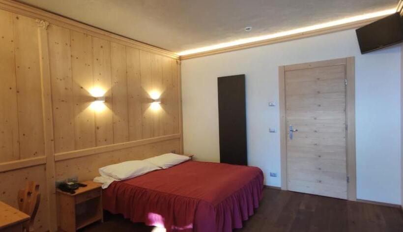 Номер Стандарт, Albergo Chalet Lago Antorno