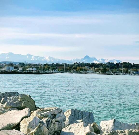 Апартаменты 2 Спальни, Ristorante Hotel Lucia   100 Mt Dal Mare