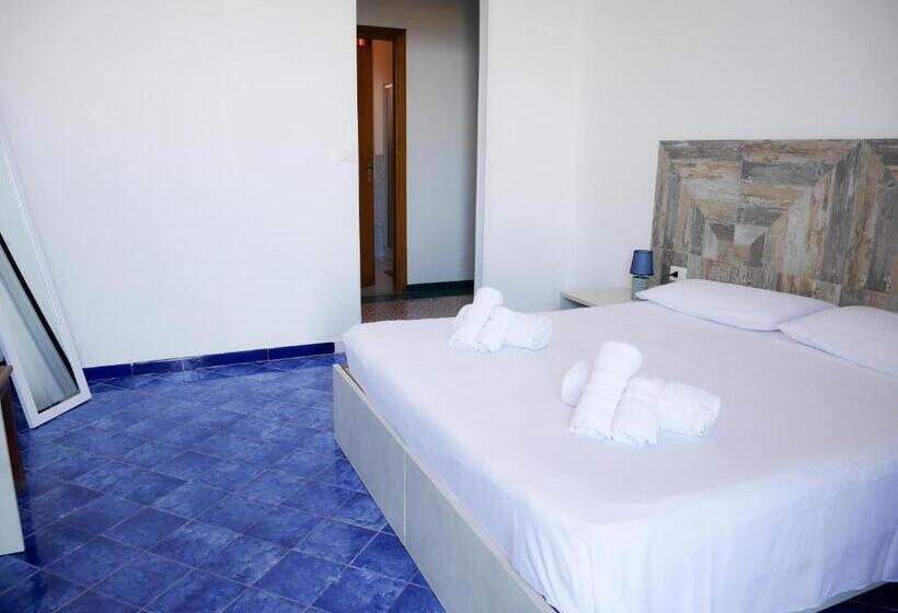 اتاق استاندارد با بالکن, Al Vecchio Pontile Bed And Breakfast
