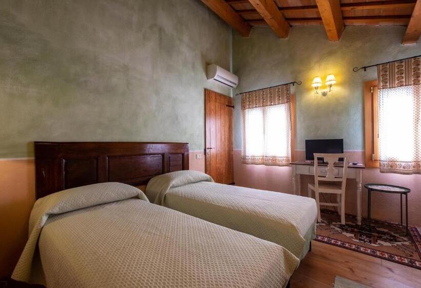 Номер Deluxe с Балконом, Rosalimone B&b