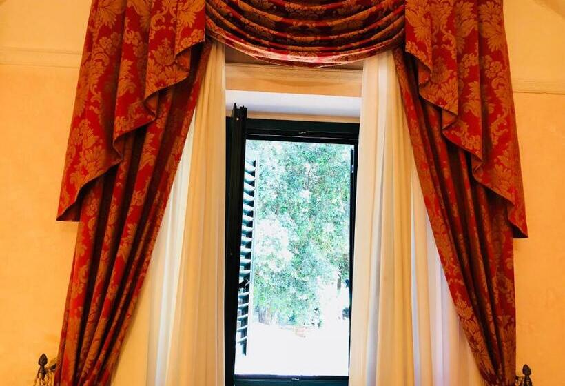 Standard room with outdoor bath, Villa Berghella