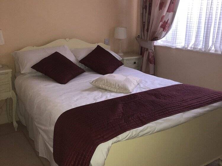 Семейный Номер, Townsend House Guest House