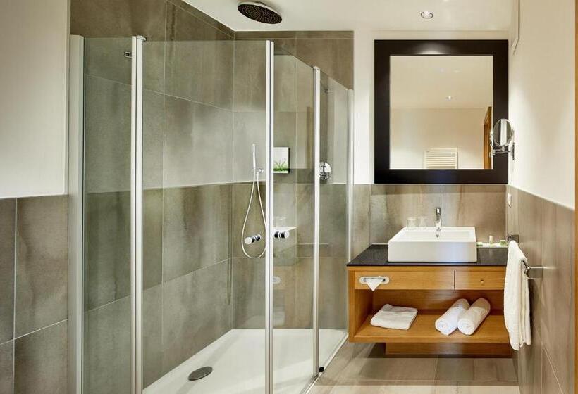 Номер Стандарт с Балконом, Boutique Hotel Eschenlohe