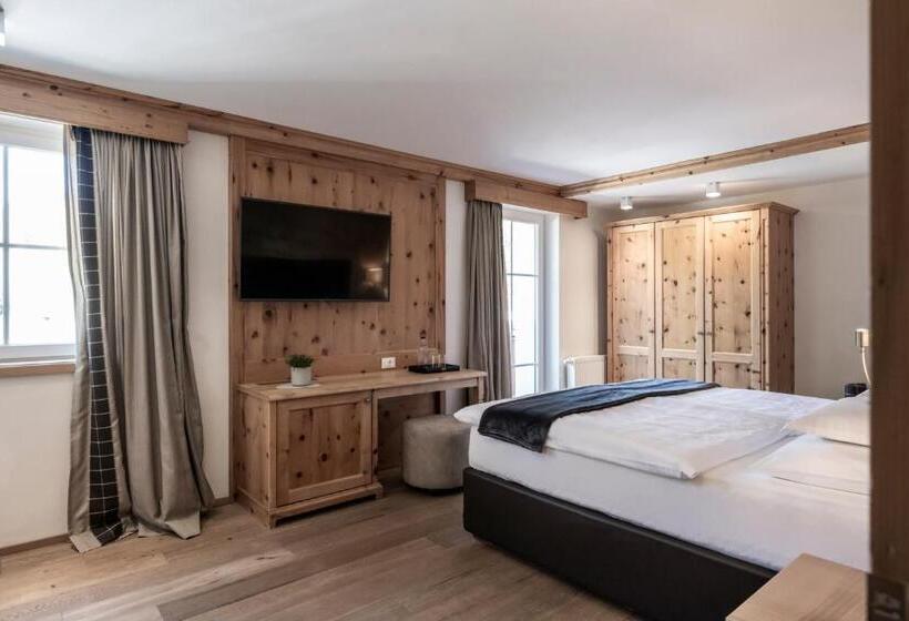Номер Стандарт с Балконом, Alpine Spa Resort Viktoria