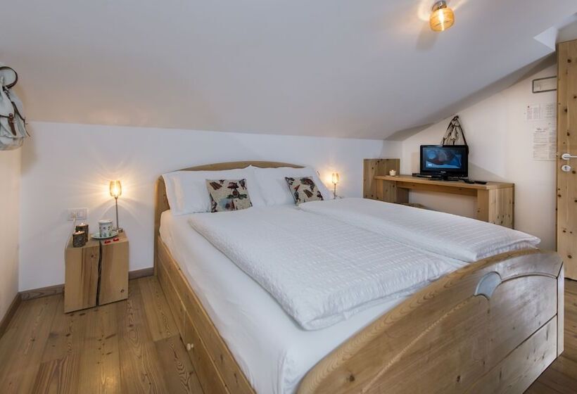 Номер Комфорт, Small & Lovely Hotel Zaluna