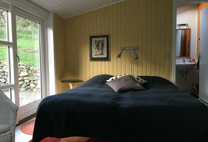 Номер Basic, Heltoften Bed & Breakfast