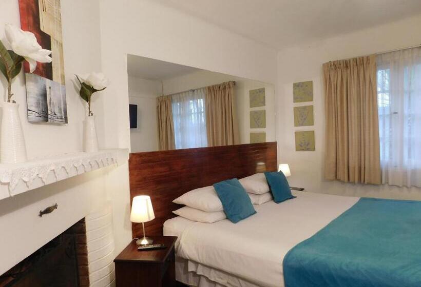 Quarto Estandar, 7 Norte