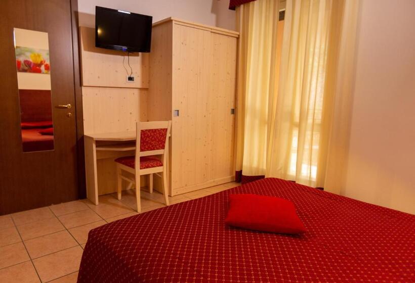 اتاق استاندارد سه نفره, Residence Sirenella