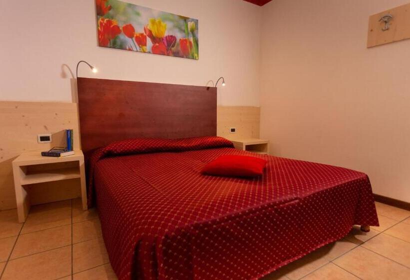 اتاق استاندارد چهار تخته, Residence Sirenella